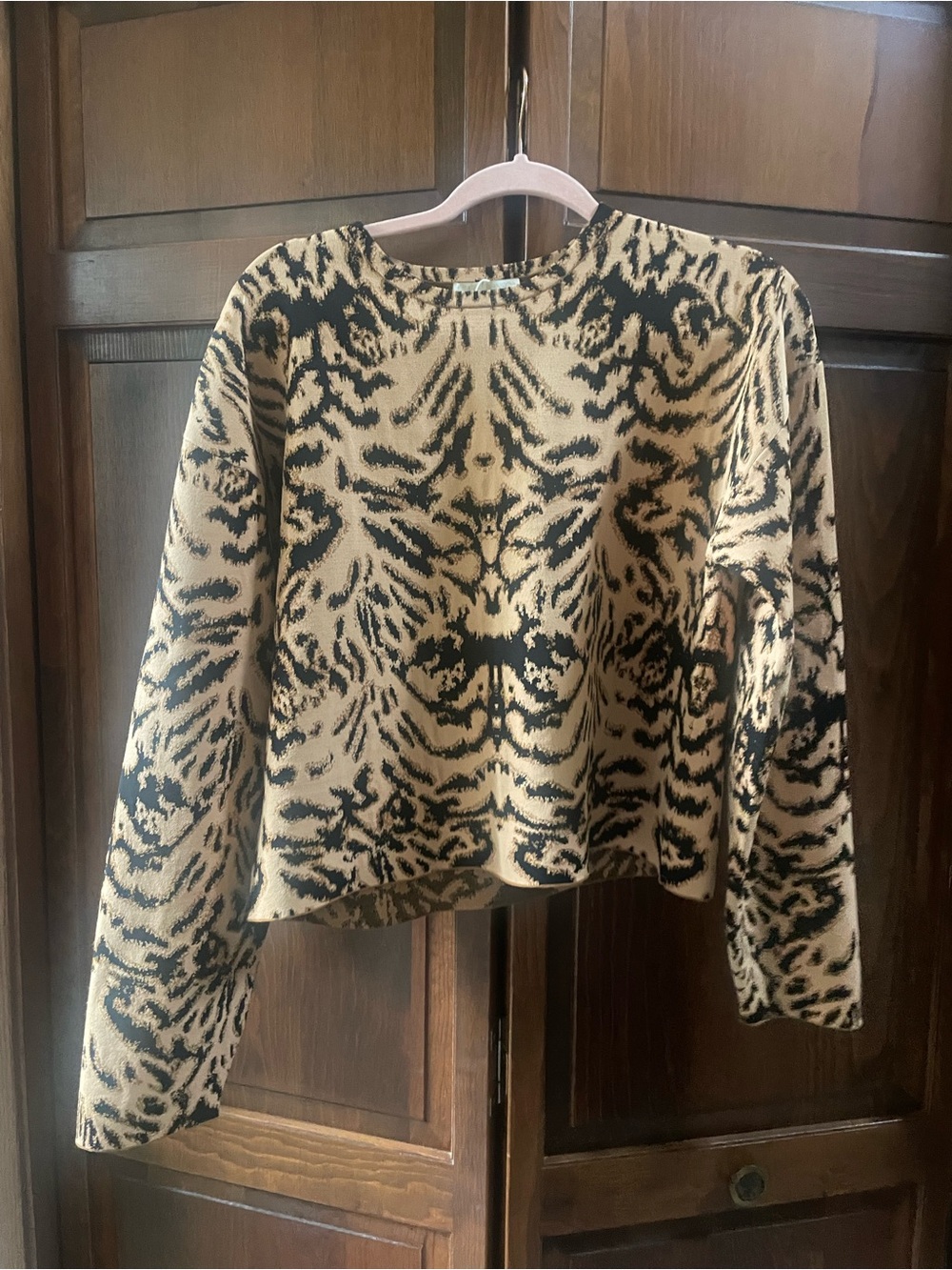Ulla Johnson Tan and Black Animal-Print Long-Sleeve Sweatshirt